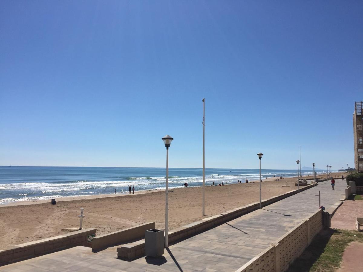 High-Floor Bright Apartment With Sea Views ماريني بلاو المظهر الخارجي الصورة