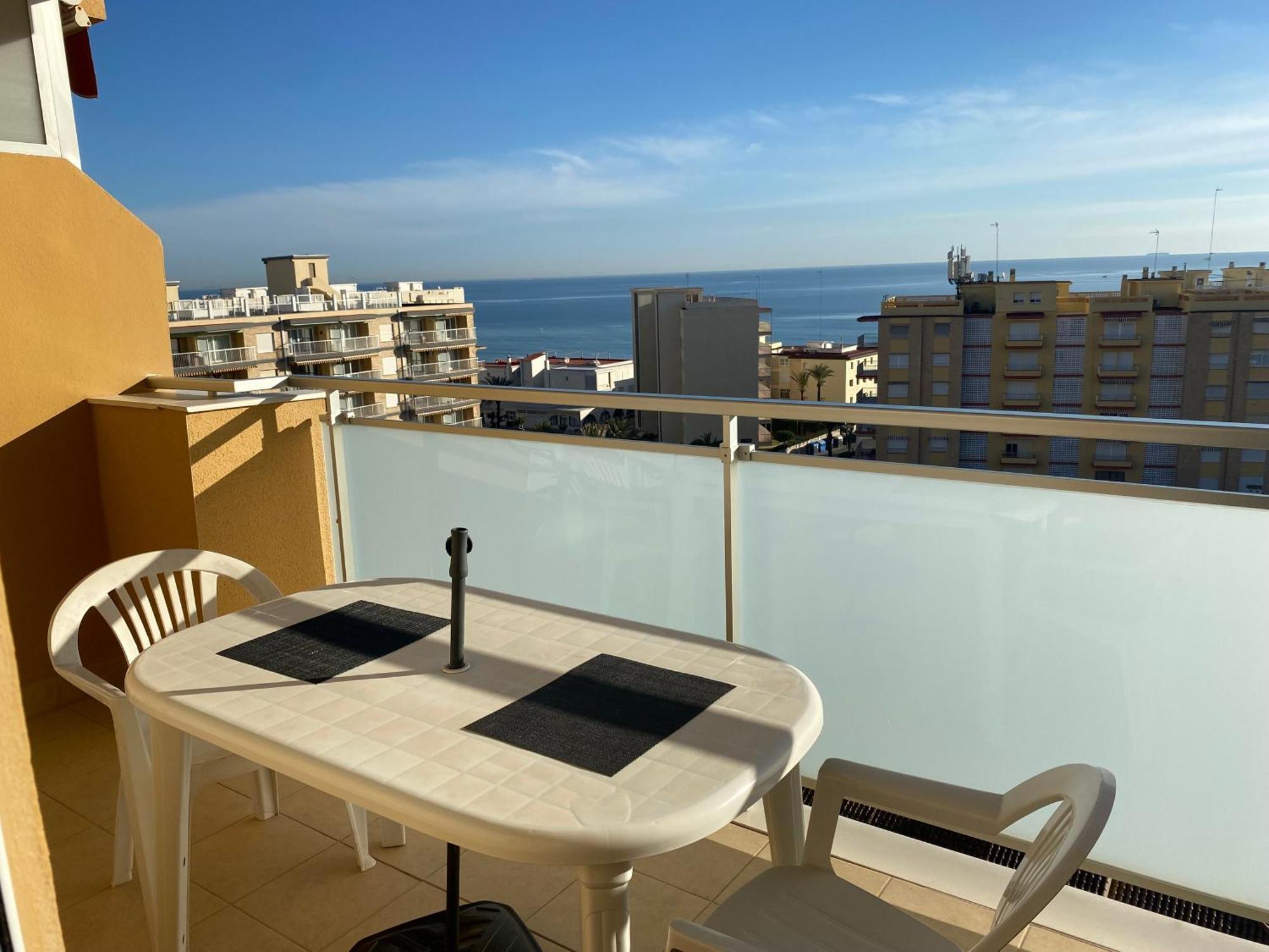 High-Floor Bright Apartment With Sea Views ماريني بلاو المظهر الخارجي الصورة